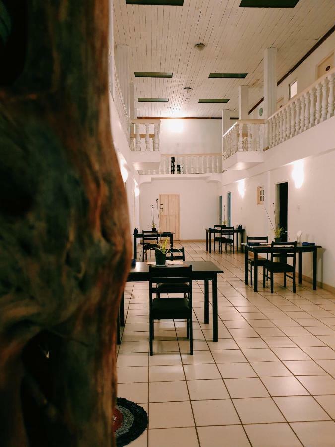 Oasis Skybeach Hostel - ネゴンボ エクステリア 写真
