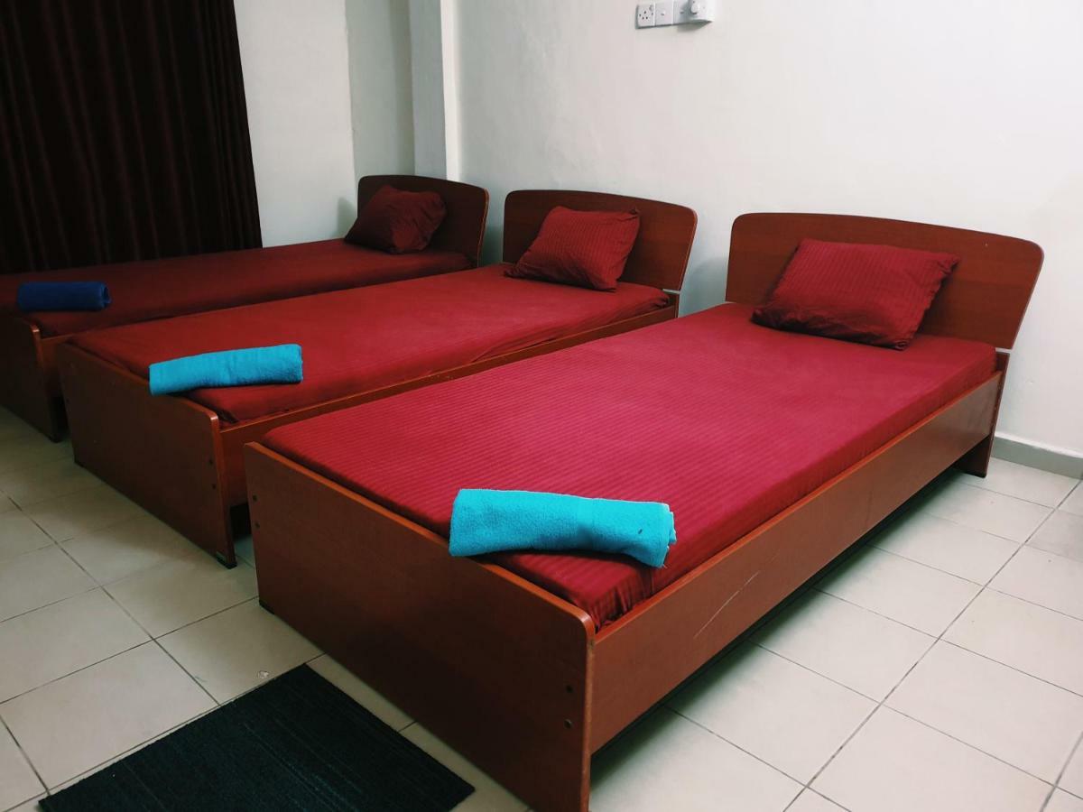 Oasis Skybeach Hostel - ネゴンボ エクステリア 写真