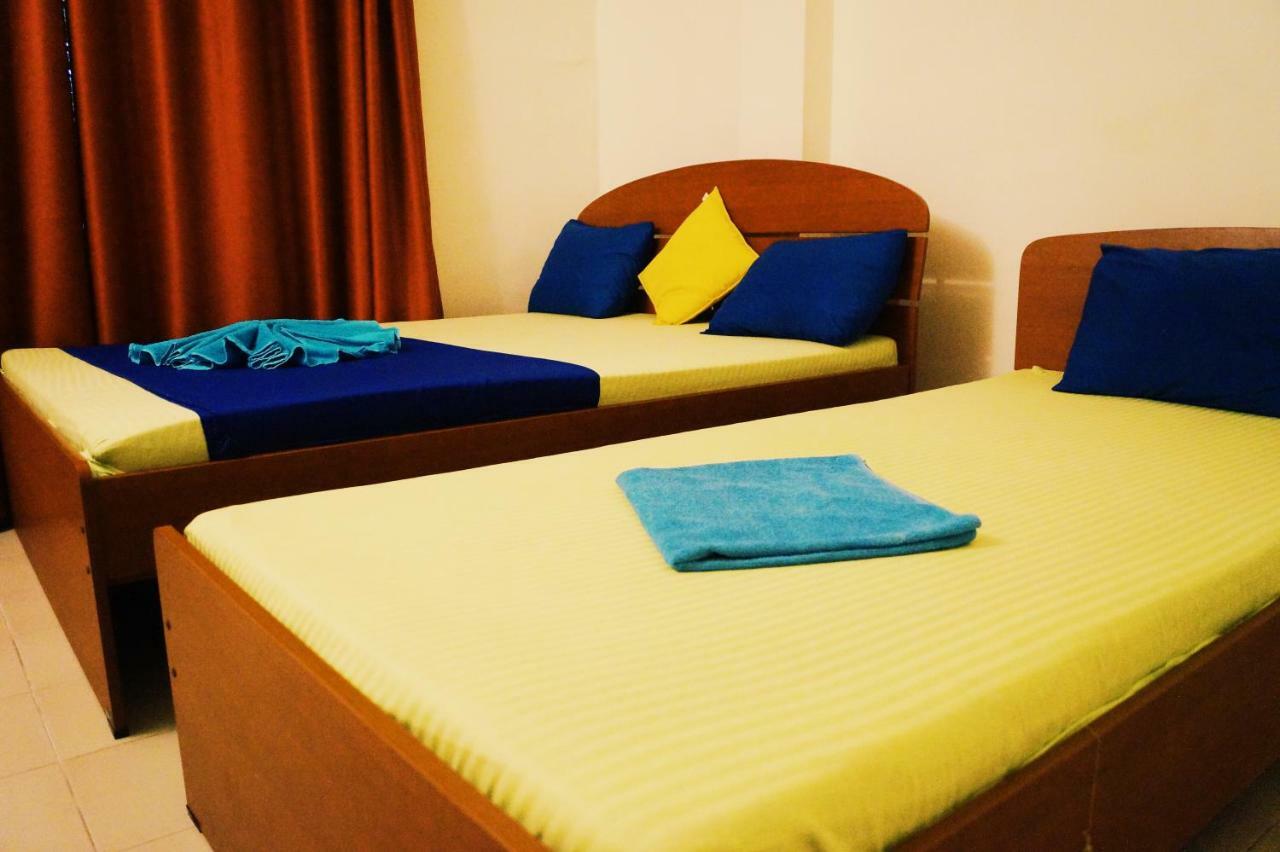 Oasis Skybeach Hostel - ネゴンボ エクステリア 写真